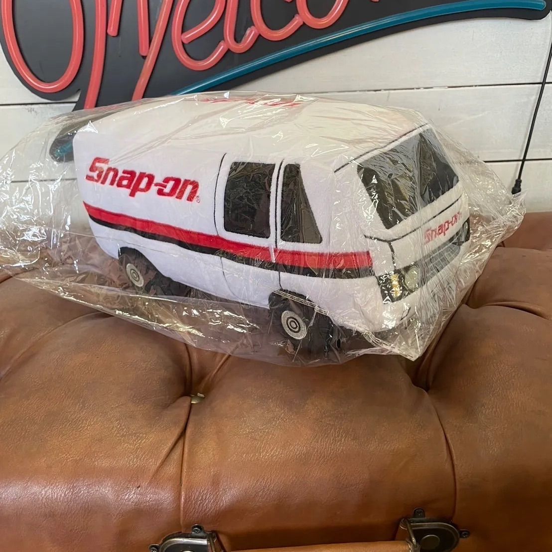 スナップオン ダイキャスト Snap-on MT 55 ミニカー スナップオンバン