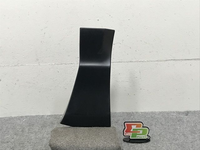 新品!ハリアー MXUA80/MXUA85/AXUH80/AXUH85/AXUP85 純正 右フロント フェンダープロテクター モデリスタ D2611-63110/76901-MU810(132956)