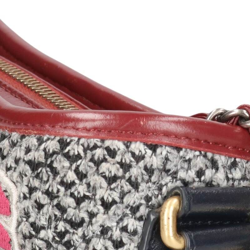 国内発送 シャネル ガブリエル ホーボーカーフスキン CHANEL ガブリエル ドゥ シャネル スモール ホーボー Vステッチ