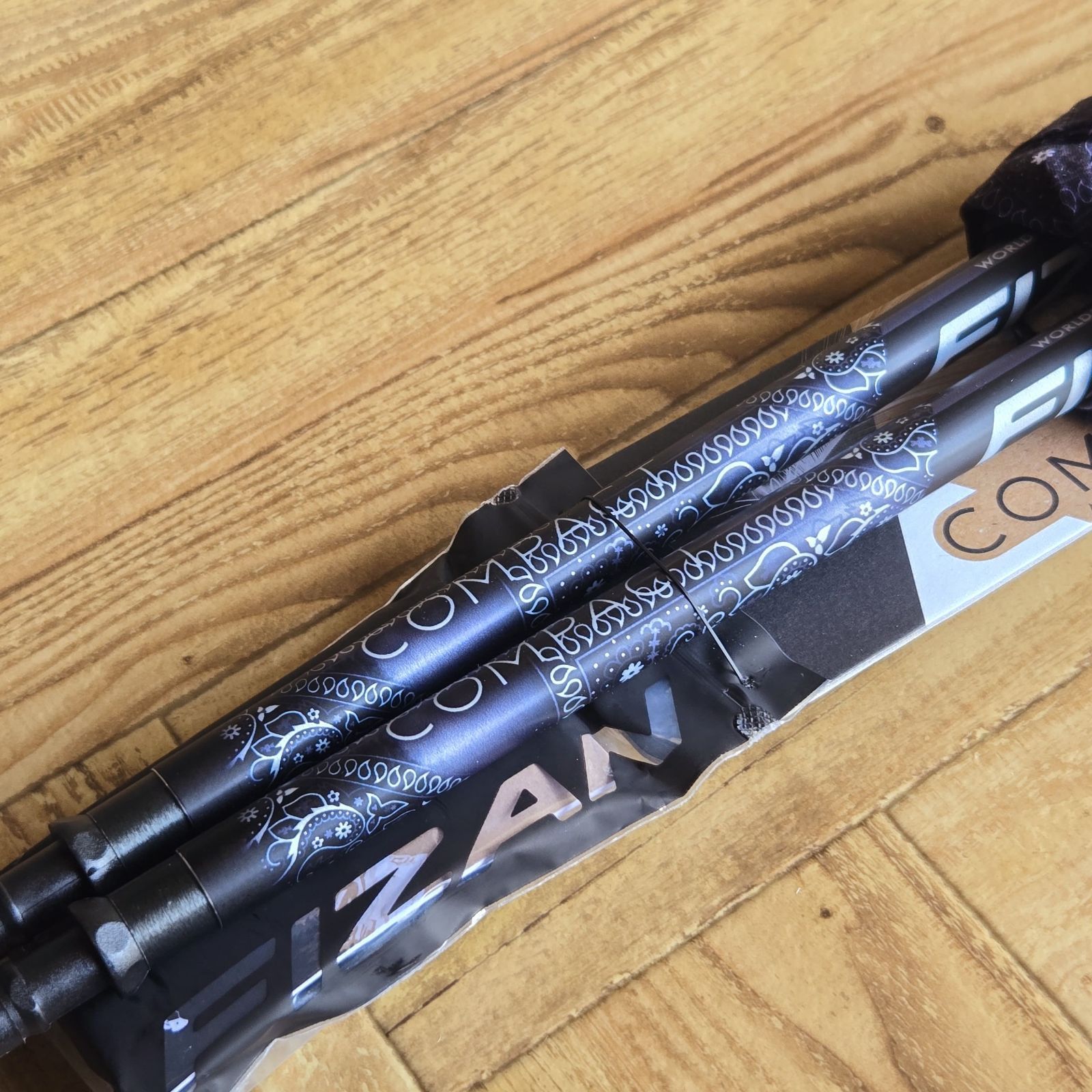 FIZAN / COMPACT MS BLACK★トレッキングポール★ FIZAN / COMPACT MS BLACK☆トレッキングポール☆ - メルカリ