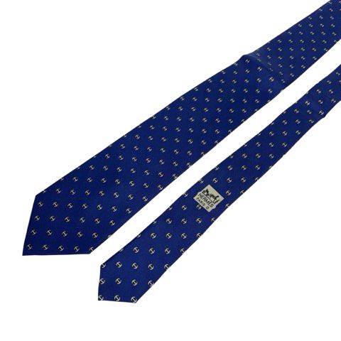 エルメス HERMES ネクタイレギュラータイ 総柄 絹 シルク 光沢