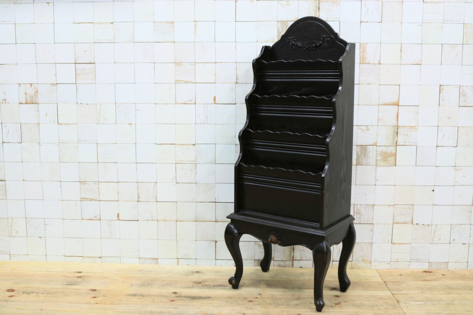 GMIK556◯マガジンラック 本棚 収納家具 スリッパラック 木製 什器 猫脚 ロココ調 アンティーク調