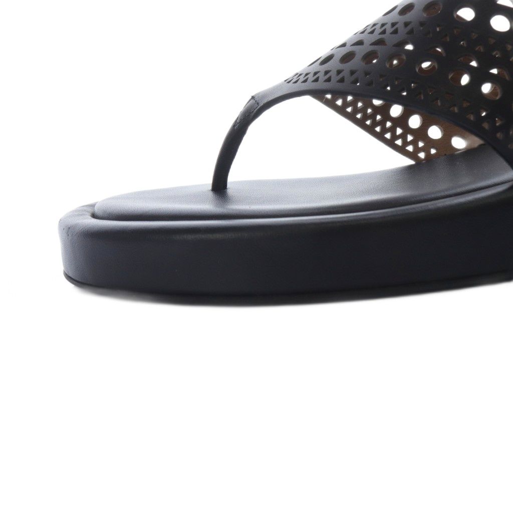 【ALAIA】装飾付き スエード トング サンダル ブラック アライア ALAIA Flip flops トングサンダル レザー 37 黒