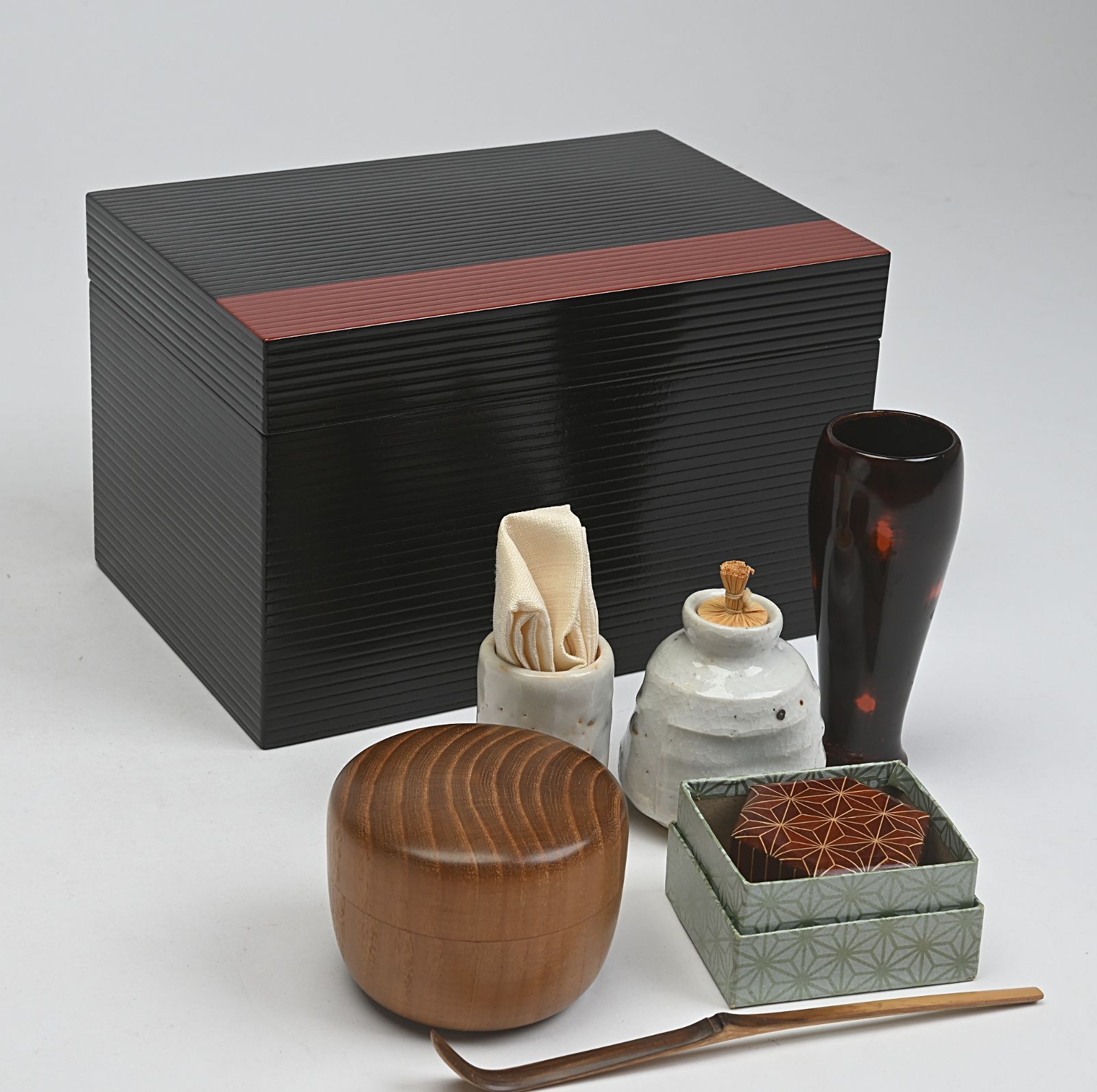 茶箱 桑 面取銀杏蒔絵 利休茶箱 野点 抹茶碗 振出 巾筒 松竹梅 棗