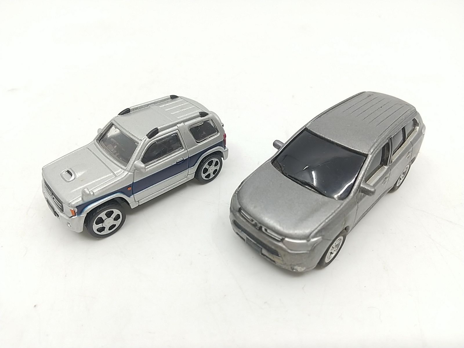 ミニカーバラ売り！ ミニカー フリクション ロックシティカー 4種×3色アソート 12個