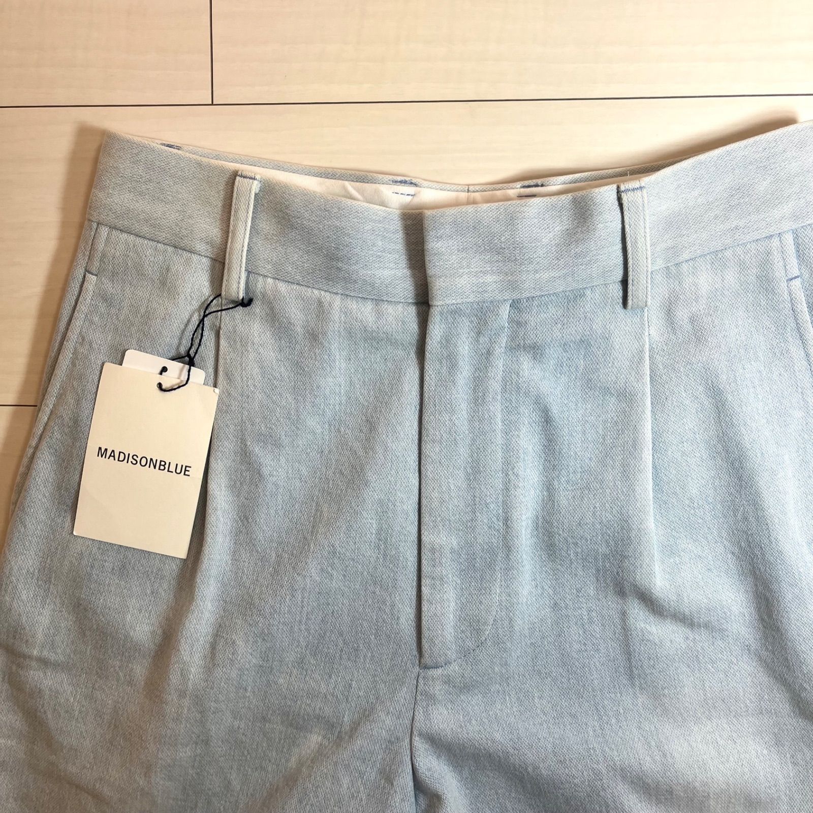 新品 マディソンブルー ライトブルー ハイウエストタックデニム