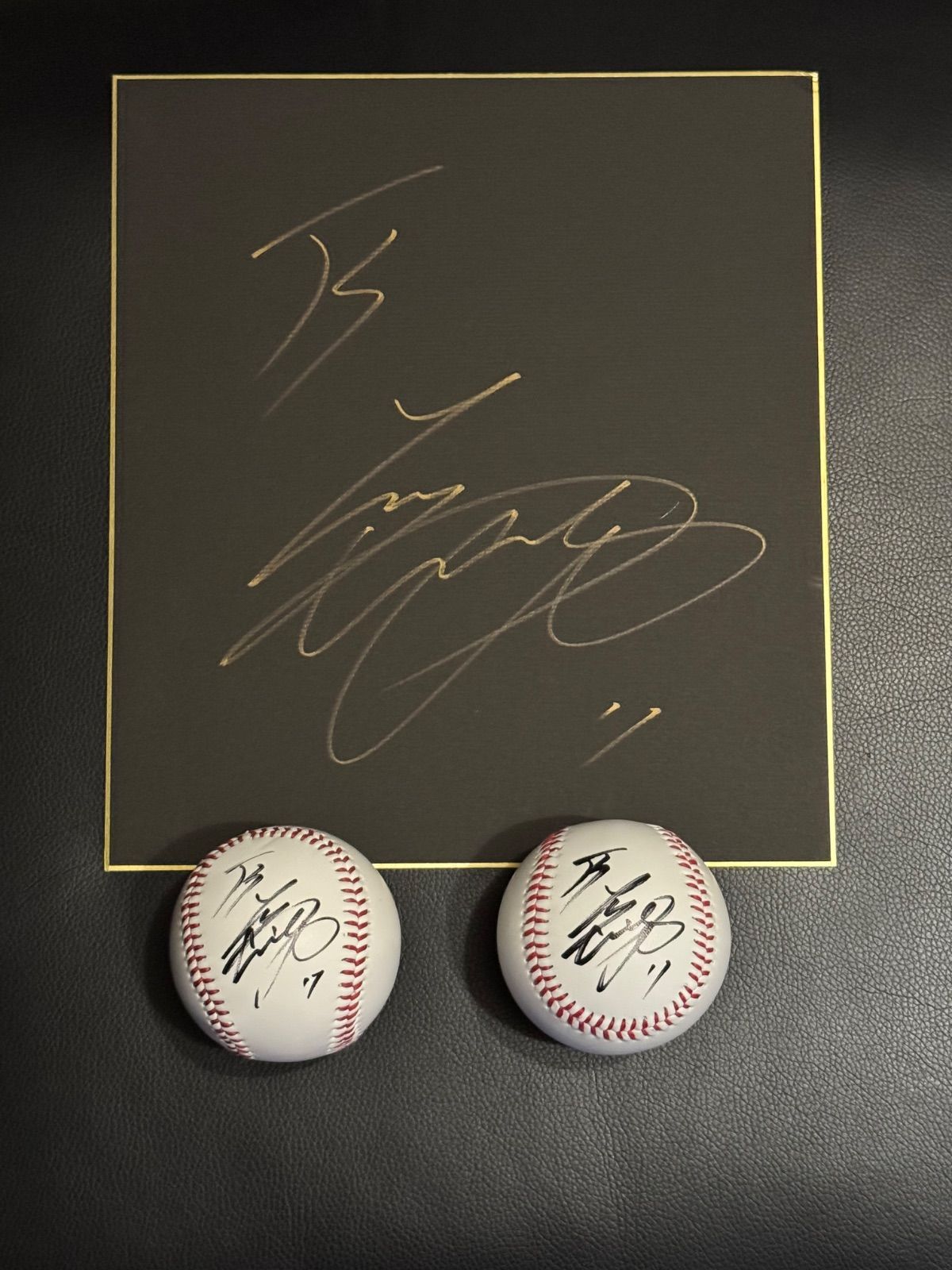 MLB！大谷翔平選手直筆サインボール2球、色紙セット - メルカリ
