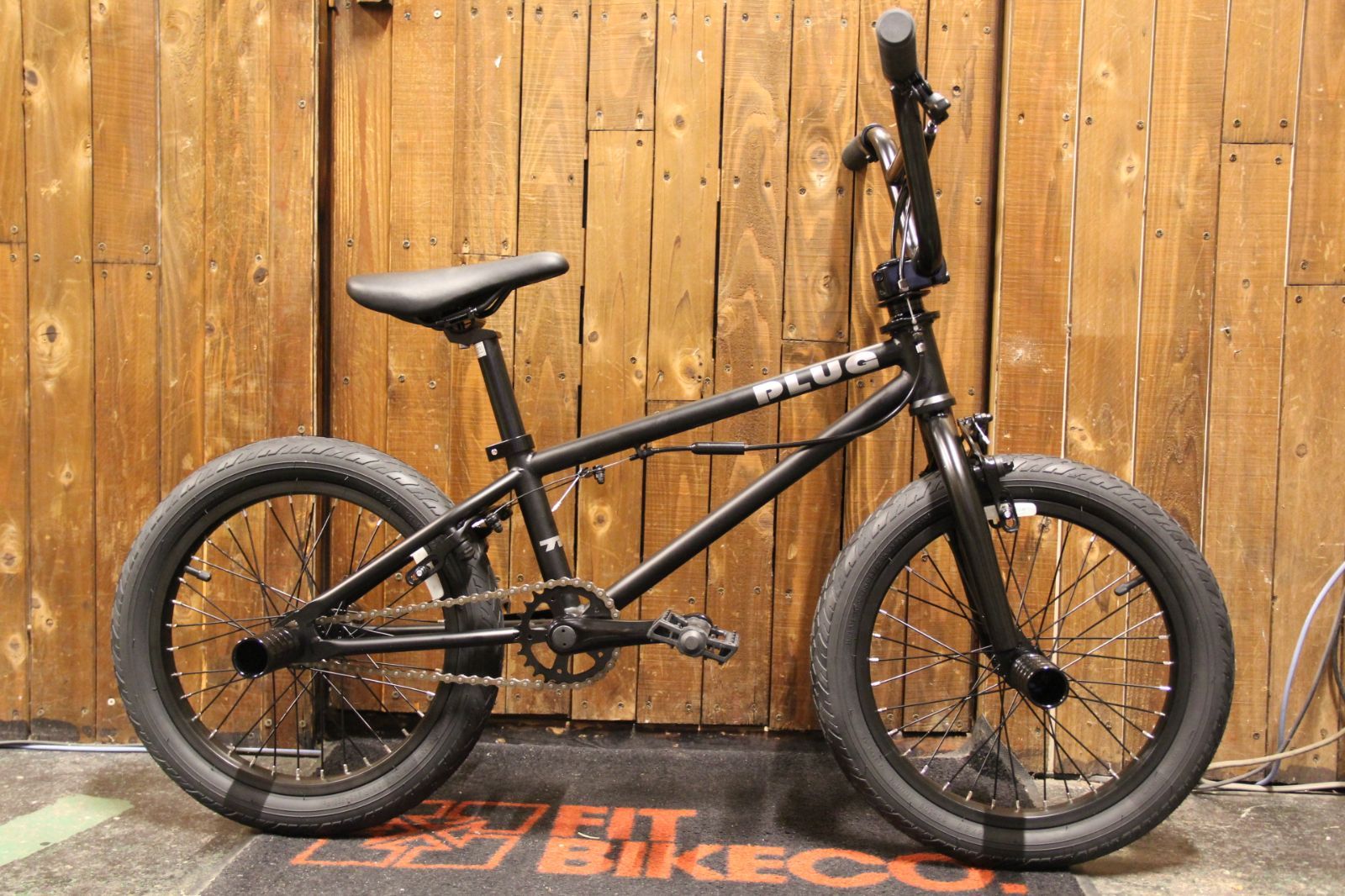 楽天市場】TNB - PLUG16 / 16インチBMX 6歳〜 / マットガンメタ
