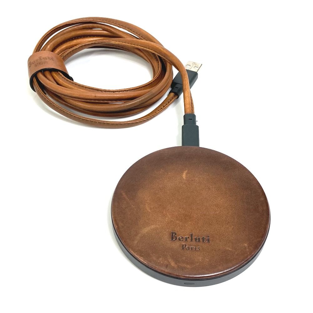 Berluti ベルルッティ　ワイヤレス 充電器 レザー　ブラウン ベルルッティ 充電器 ネイティブユニオン ワイヤレス