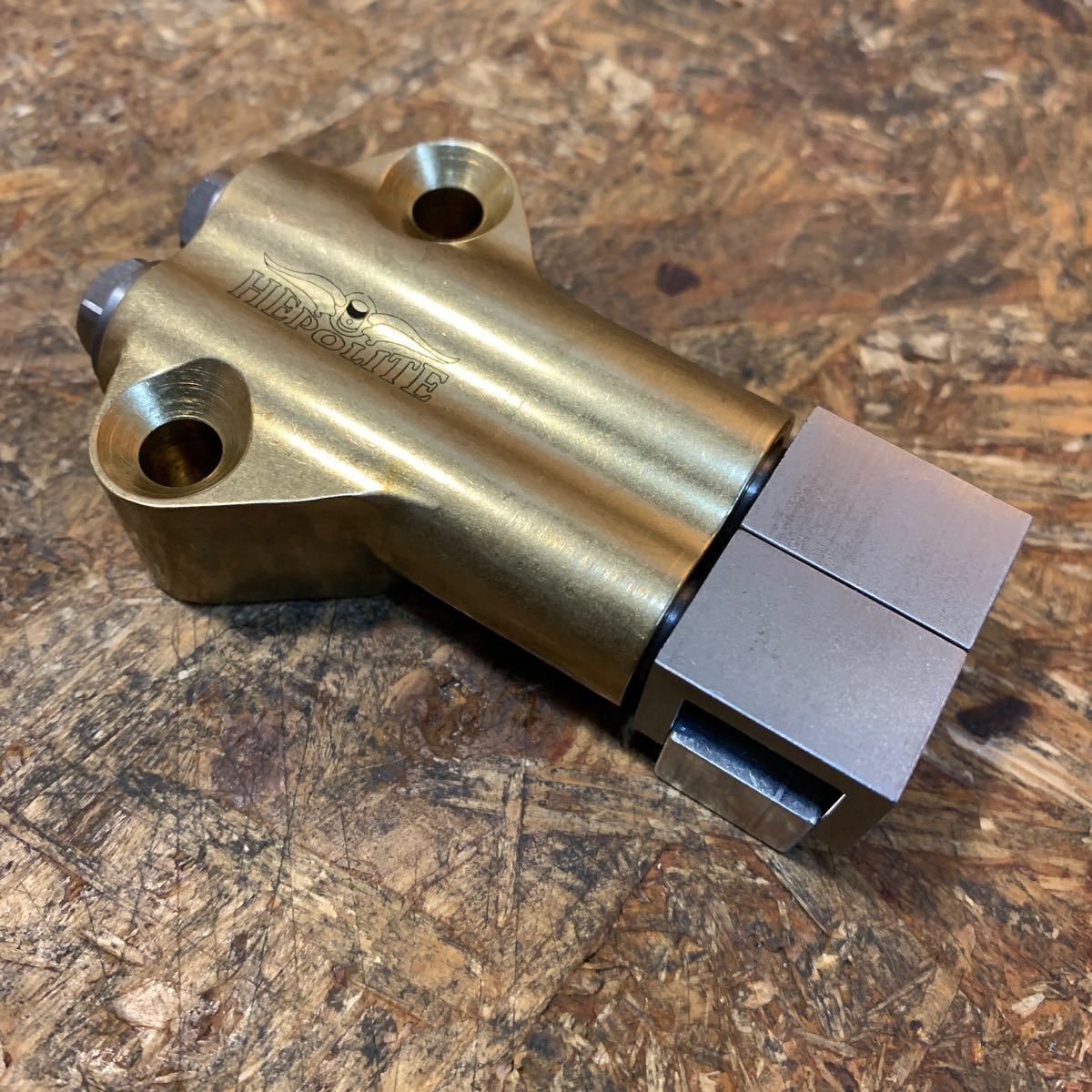 オートバイ HEPOLITE オイルポンプ　ガスケット付き　訳アリ　triumph ユニット　350 500 650 750 強化　ww26202 70-9421 triumph tr6 t120r