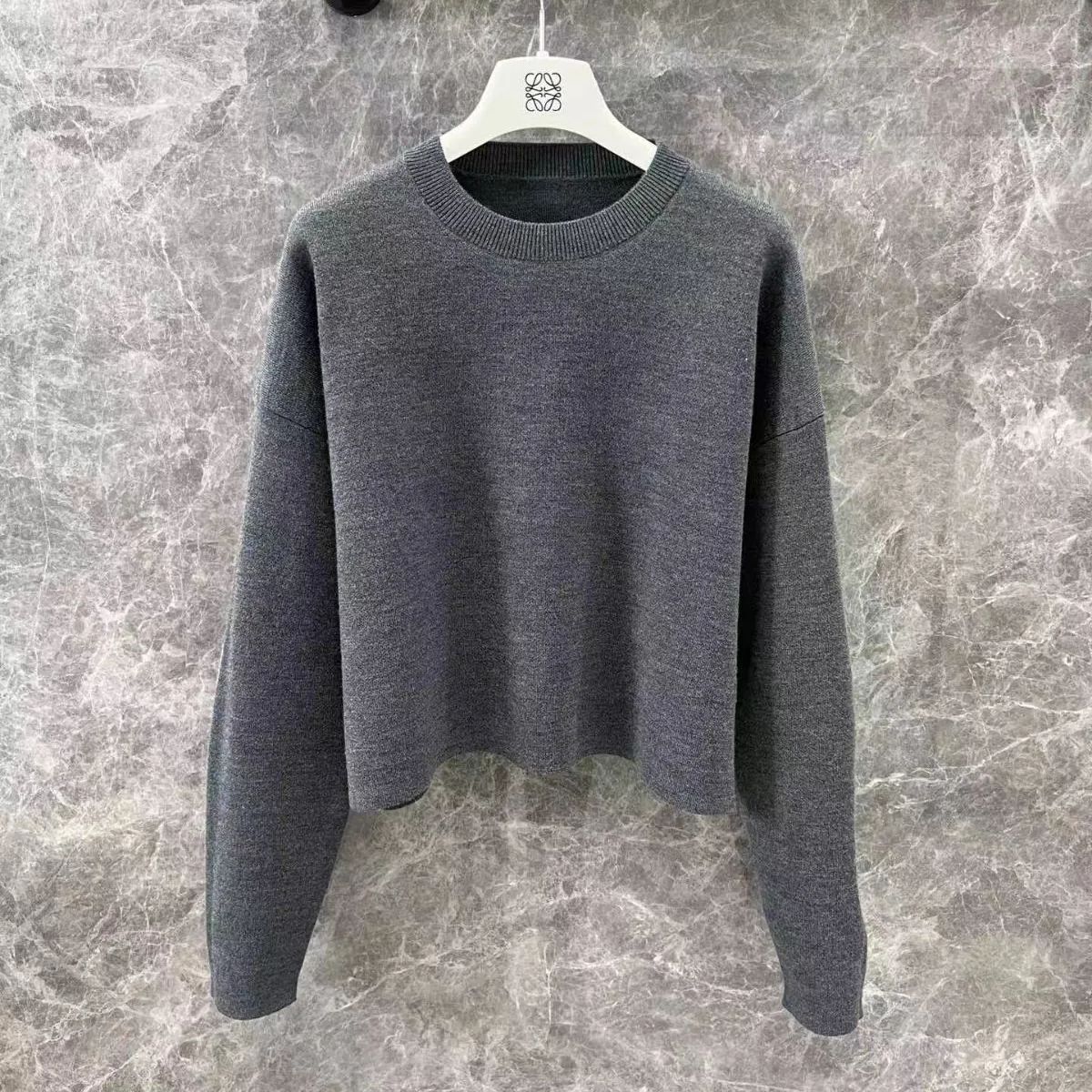 LOEWE グレー クロップドアナグラムニットLサイズ