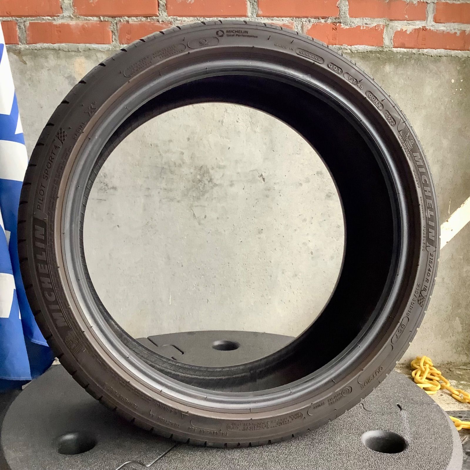 送料込み］215/40R18 MICHELIN PilotSport4 PS4 ミシュラン パイロット
