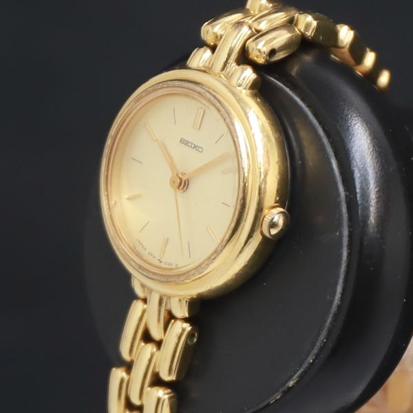 156【美品】スタージュエリー 時計　箱付き サン＆ムーン レディース　ゴールド 156【美品】スタージュエリー 時計 箱付き サン＆ムーン