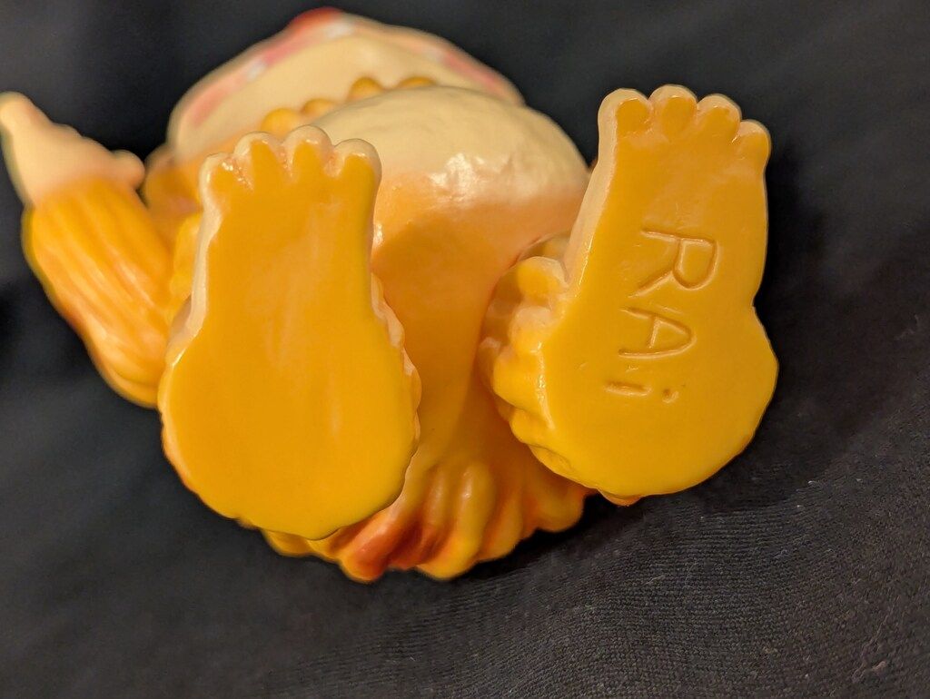 RAi Sofubi 樂魔猿 RAKUMA SARU 橙色成型 ソフビ RAi Sofubi 樂魔猿 RAKUMA SARU 橙色成型 ソフビ - メルカリ