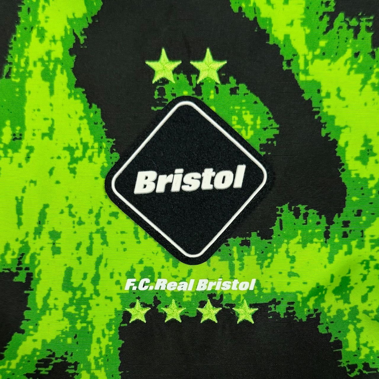 定価41800円 F.C.R.B. (F.C.Real Bristol) 19AW REVERSIBLE PDK