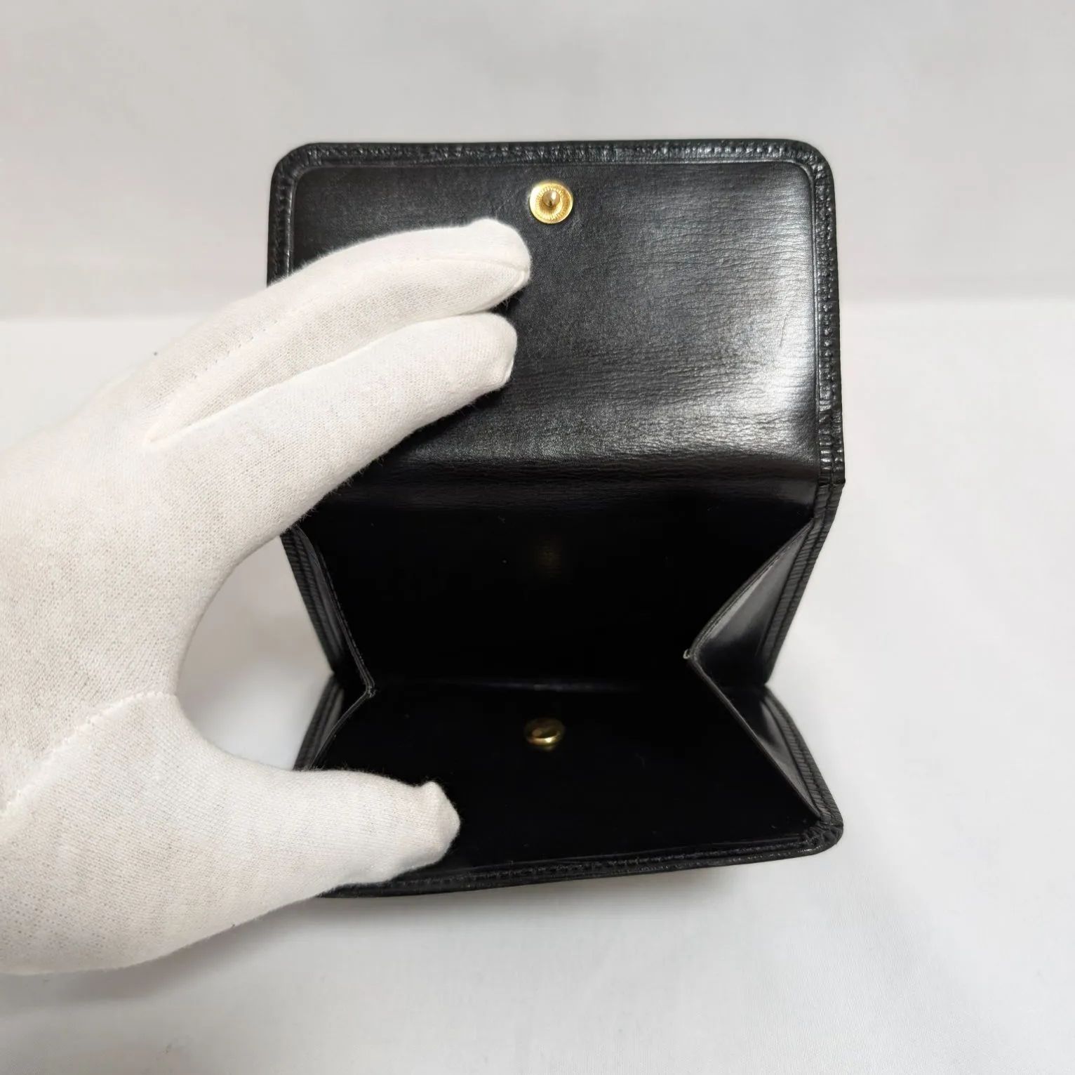 【お値下げ】LOUIS VUITTON 黒 レザー 三つ折り財布 Louis Vuitton 黒レザー三つ折り財布 ルイ・ヴィトン LOUIS VUITTON