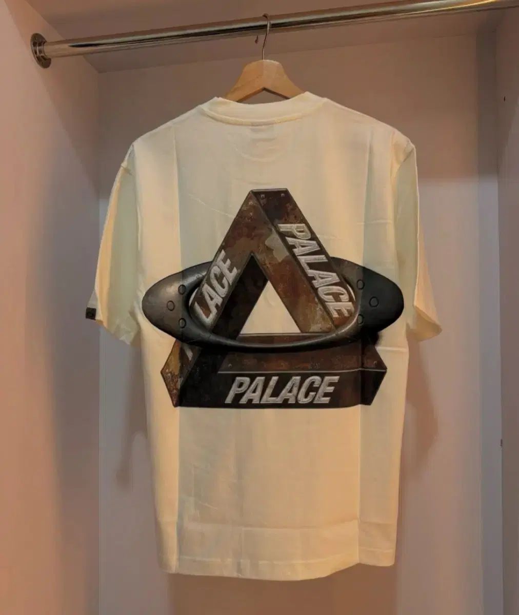XL 1 会議用 PALACE パレス x OAKLEY オークリー 半袖Tシャツ 白