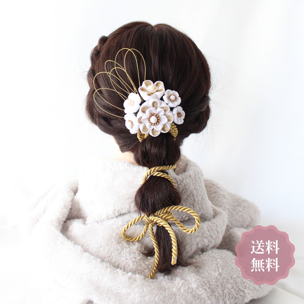 袋帯 黒銀 唐草 カッコいい 銀箔 唐花 ふくらし 美しいキモノ掲載柄