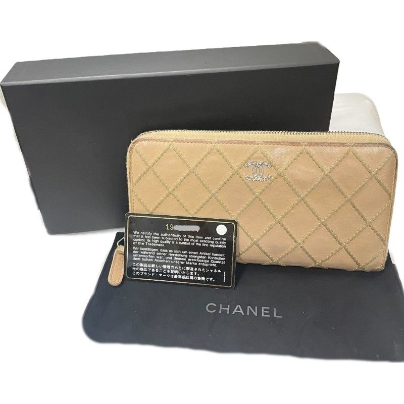 CHANEL シャネル ワイルドステッチ ココマーク ラウンド