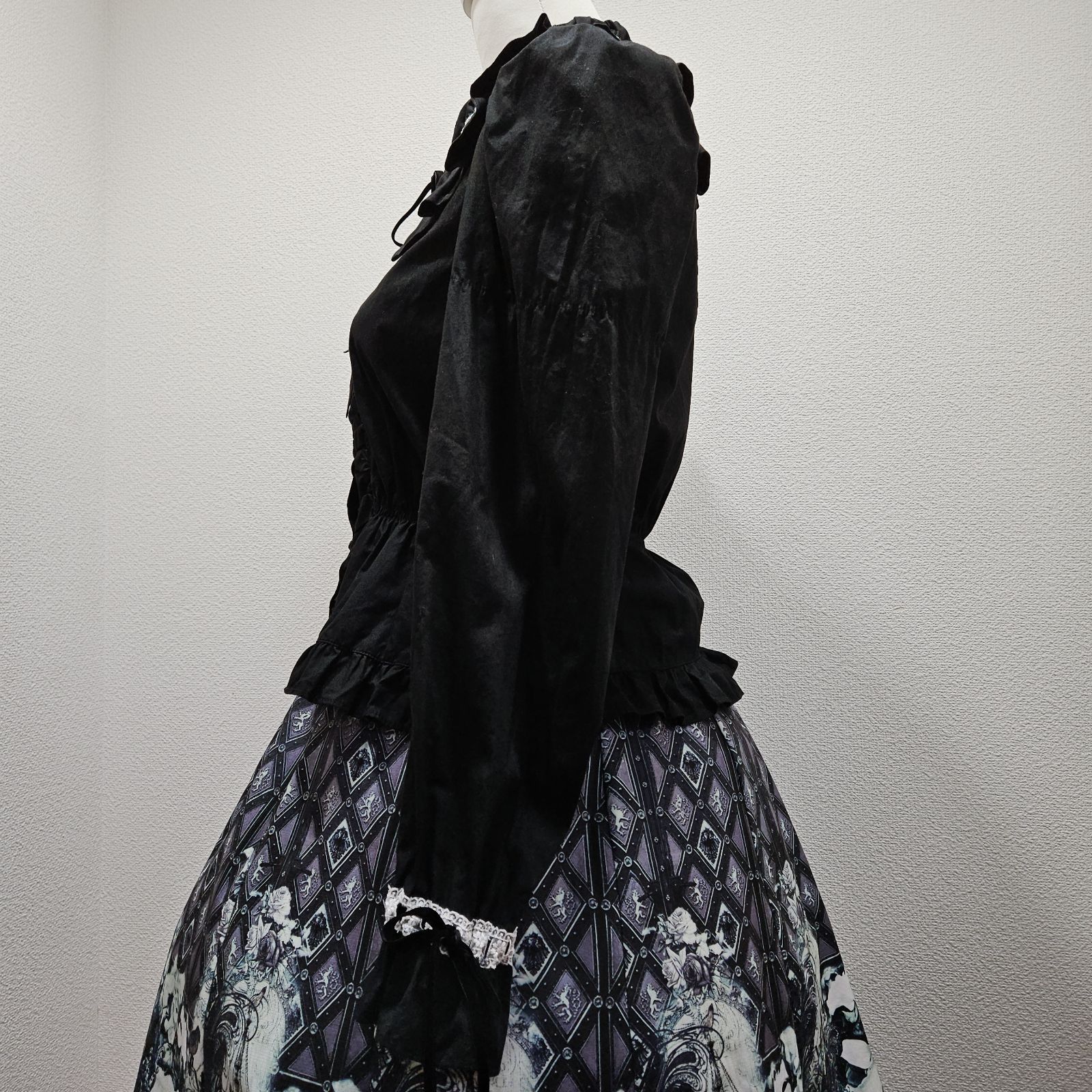 BODY LINE ゴスロリ フリルブラウス - メルカリ 