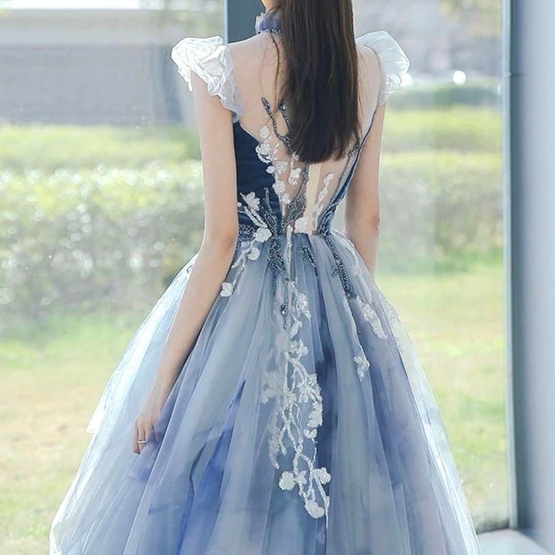 花柄が美しくゴージャスなロングイブニングドレス?.?