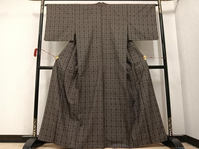 平和屋着物 本場大島紬 カタス7マルキ 七宝文 正絹 AABC6807ph