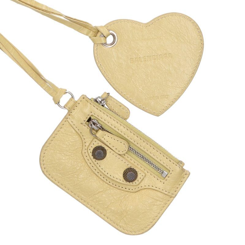 バレンシアガ NEO