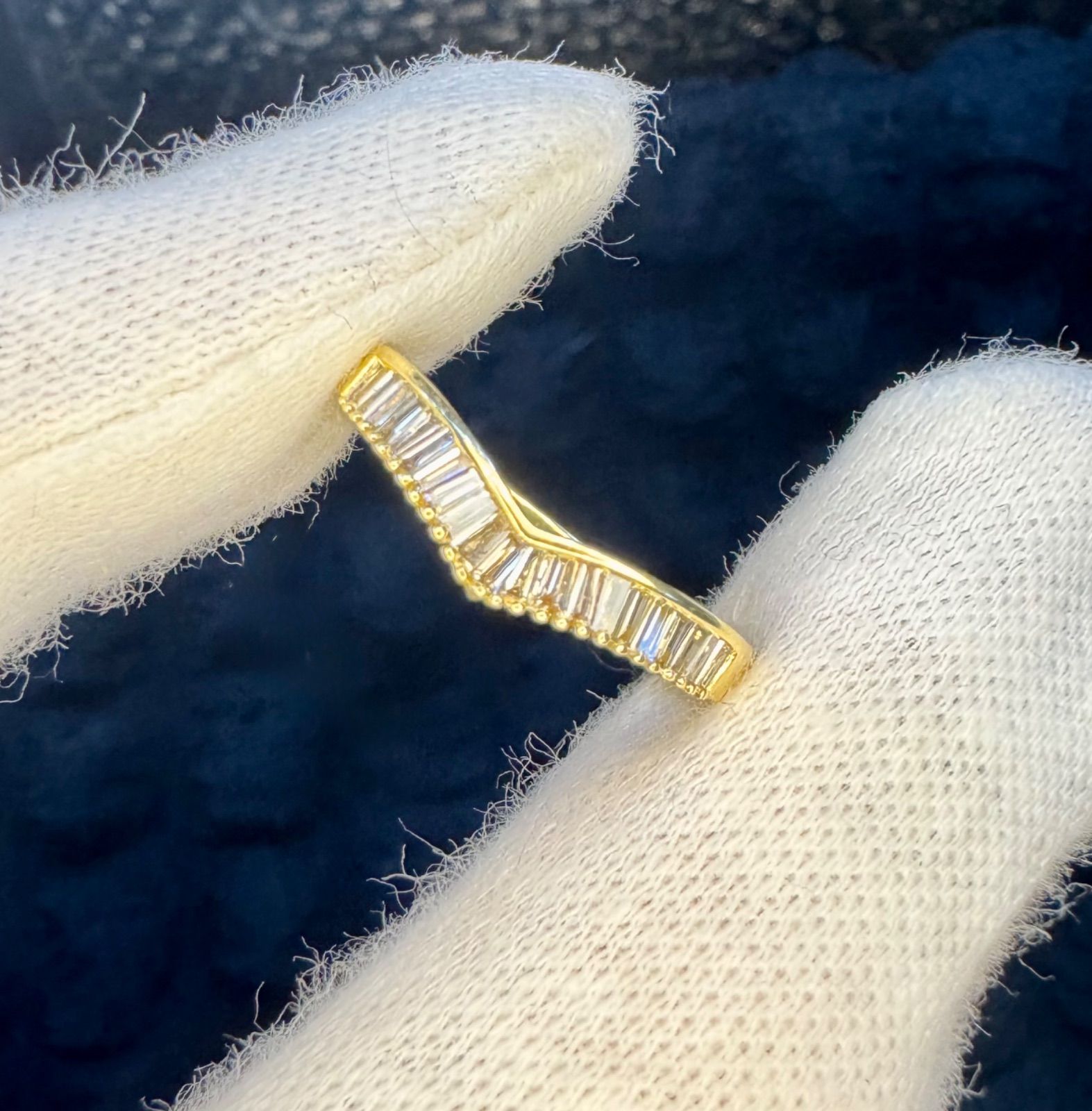 K18YG*14号*テーパーカットダイヤモンドリング*ゆるやかV字*指輪 K18YG*14号*テーパーカットダイヤモンドリング*ゆるやかV字*指輪 v