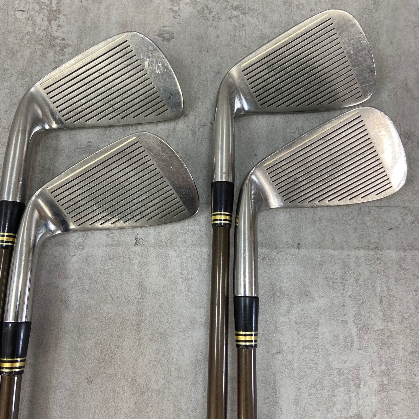 MIZUNO - MIZUNO　ミズノ　GRAND　MONARCH グランドモナーク　メンズゴルフ　アイアン8本セット　カーボン　R MIZUNO ミズノ GRAND MONARCH グランドモナーク メンズゴルフ