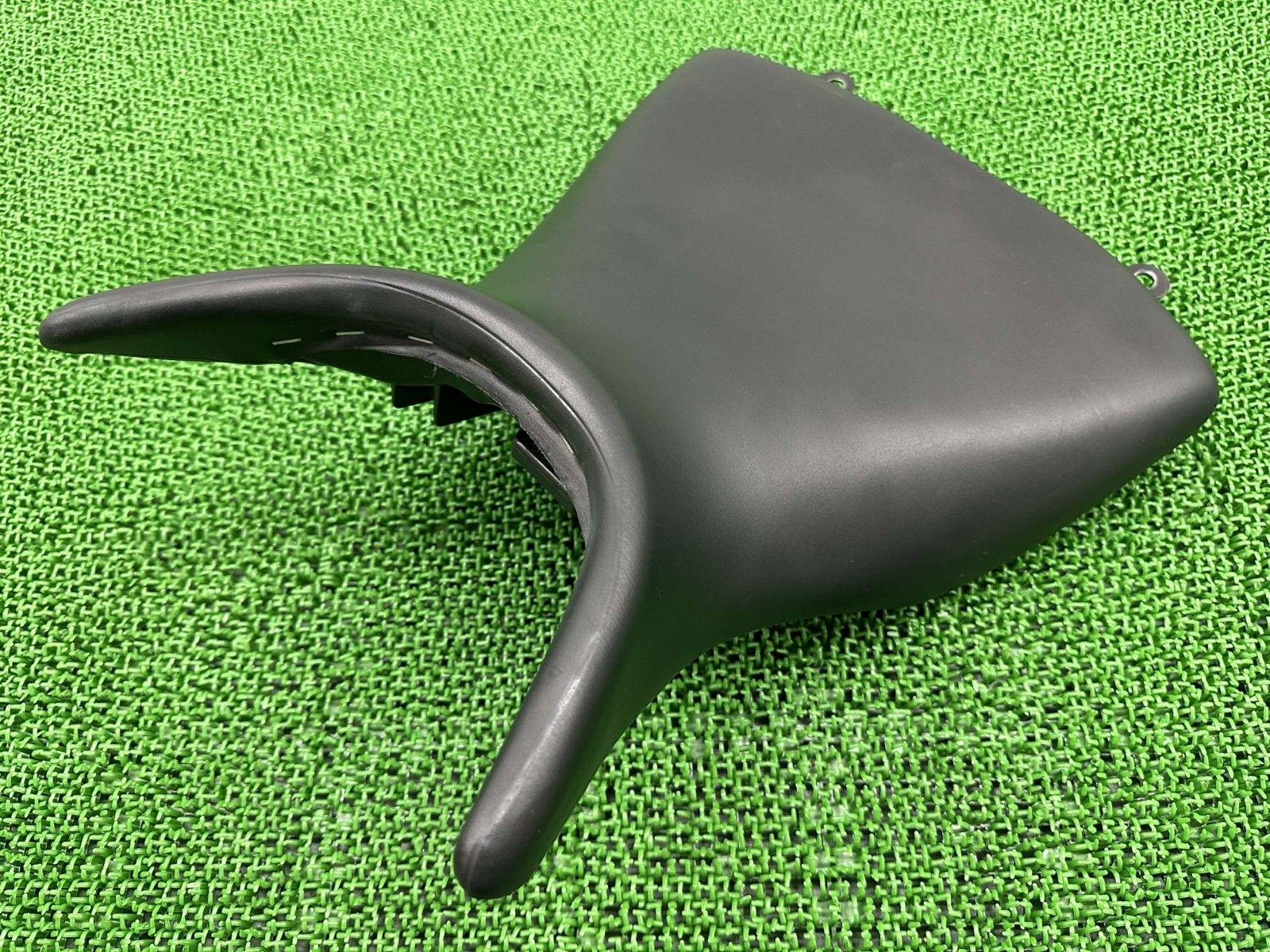 YZF-R25 フロントシート 1WD ヤマハ 純正 バイク 部品 RG10J YZFR25 メインシート 破れ無し 人気のノーマル 車検 Genuine pK