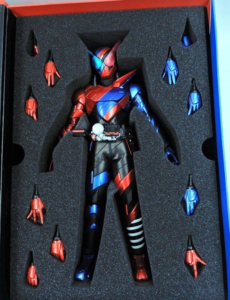 RAH リアルアクションヒーローズ GENESIS No.779 仮面ライダービルド ラビットタンクフォーム メディコムトイ Amazon.co.jp: RAH リアルアクションヒーローズ GENESIS No.779