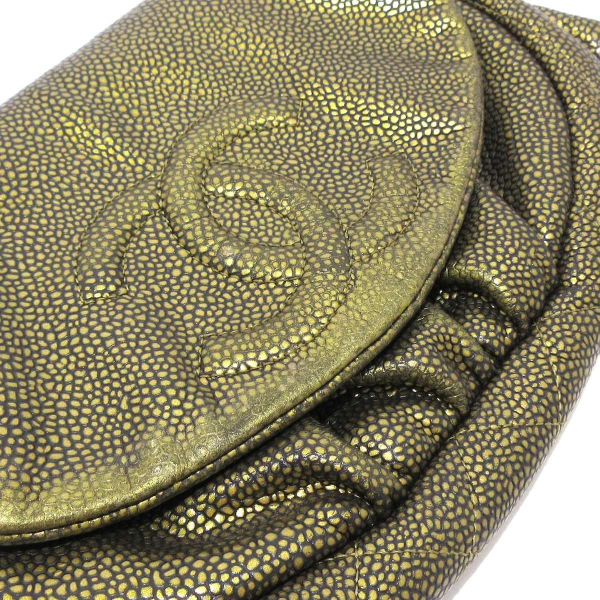 CHANEL(シャネル) 財布 ハーフムーン A40033 ゴールド チェーン  