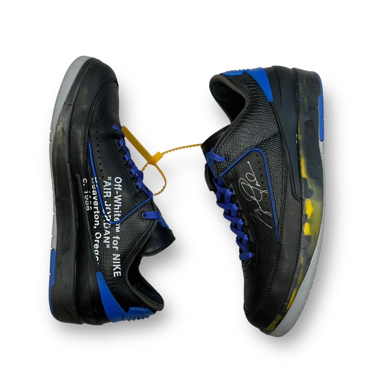 国内正規 Off-White × Nike Air Jordan 2 Low Black and Varsity Royal