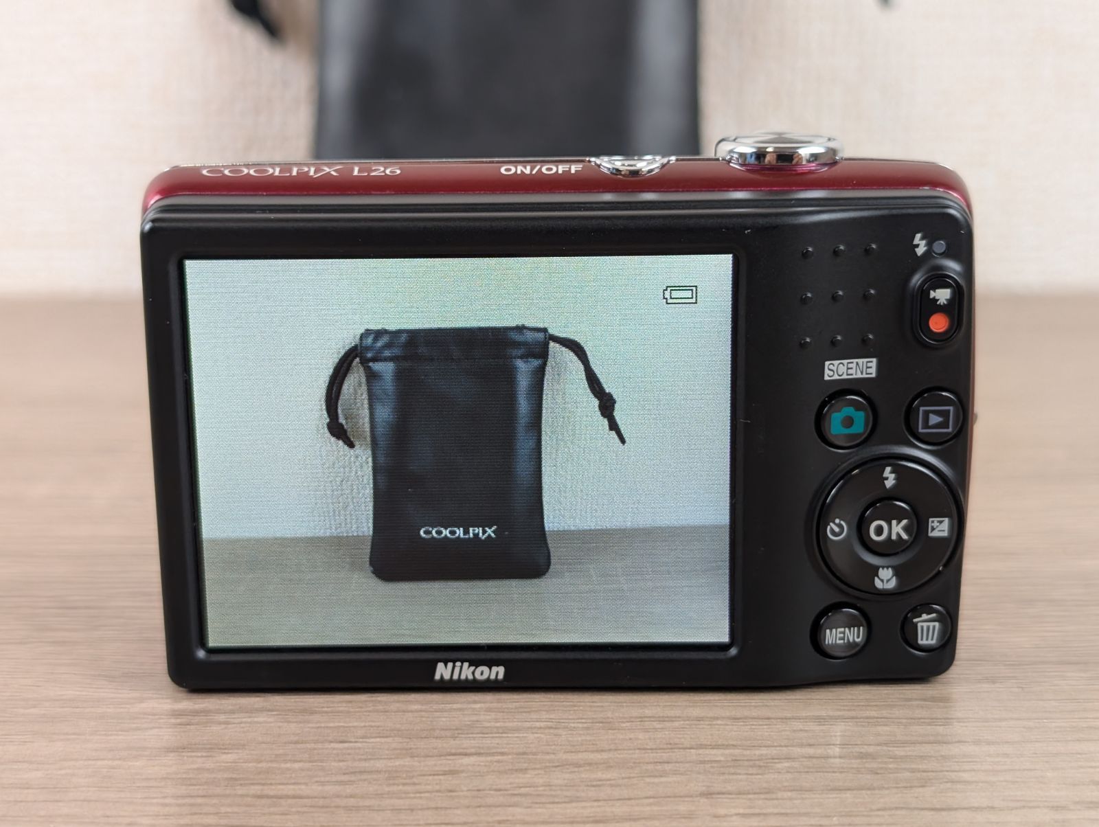 極美品】Nikon COOLPIX L26 レッド 単三電池対応で安心！1610万