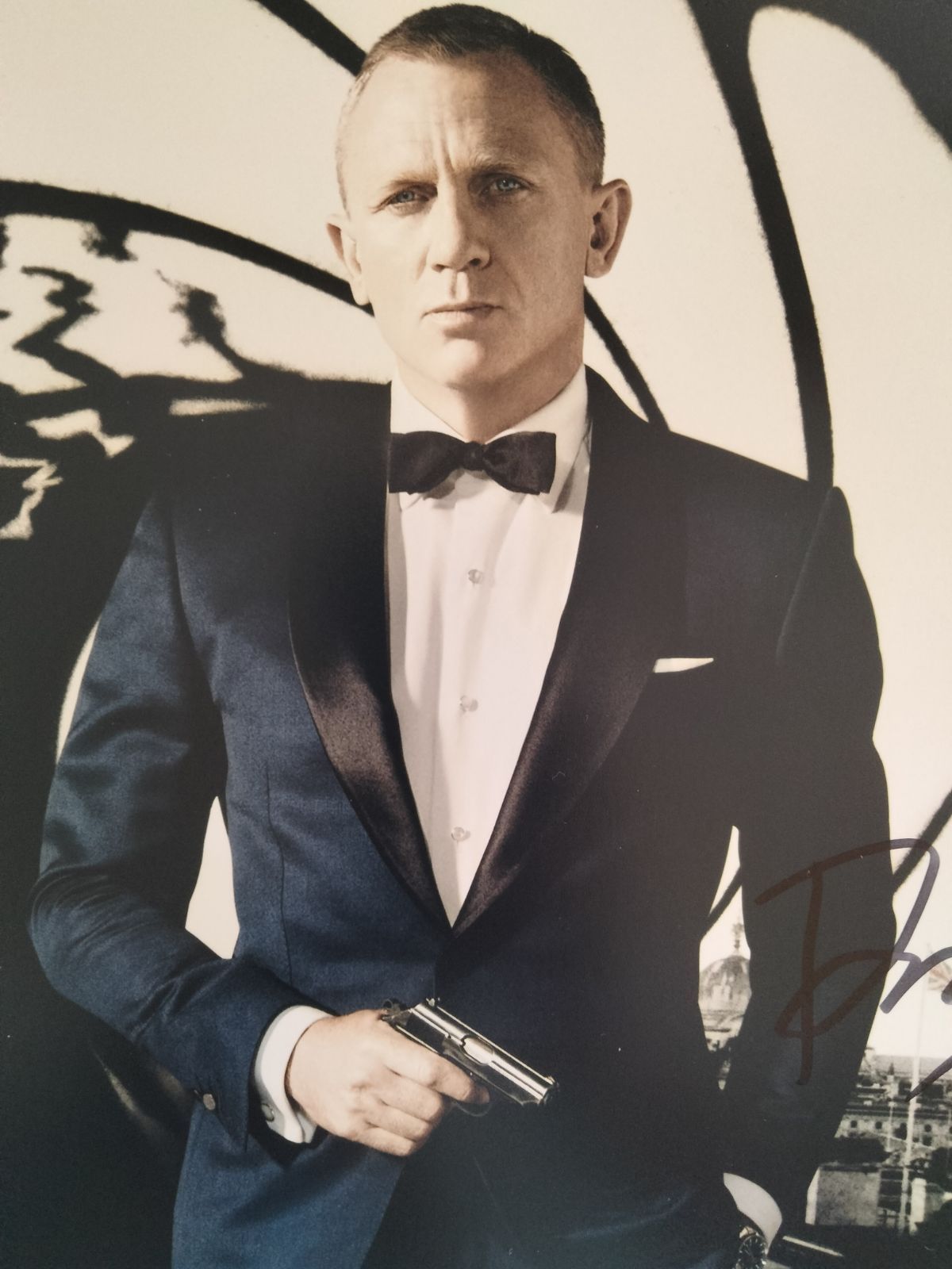 ダニエル・クレイグ直筆サイン入り超大型写真…Daniel Craig…007 