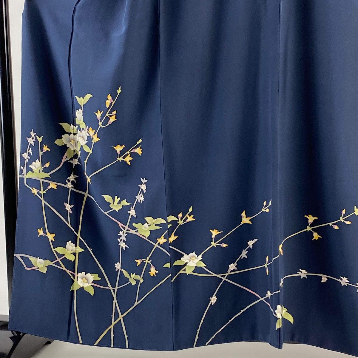 訪問着 身丈160.5cm 裄丈65cm M 袷 加賀友禅 前川哲 証紙 枝花 紺色  