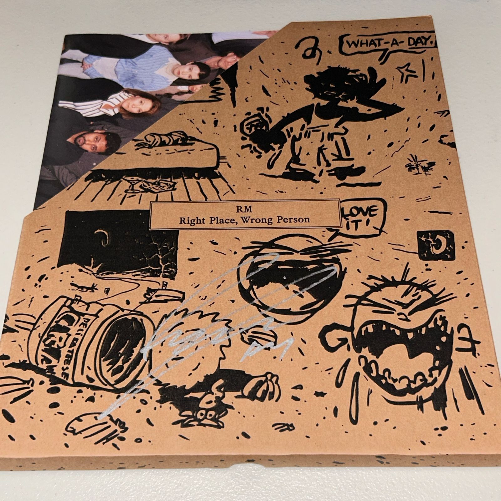 RM 直筆サイン「Right Place, Wrong Person」非売品 RM 直筆サイン「Right Place, Wrong Person」非売品 - メルカリ