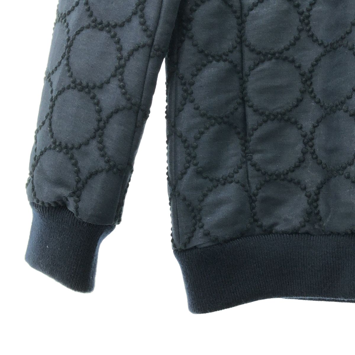 ダークネイビー