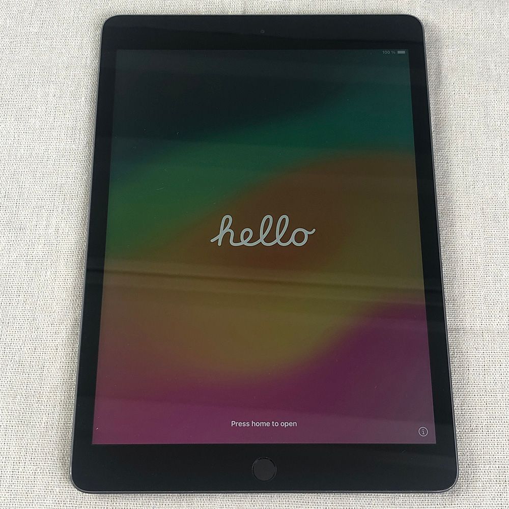 Apple iPad 第8世代本体 Wi-Fi 128GB Space Gray（A2270）/TL-240748 