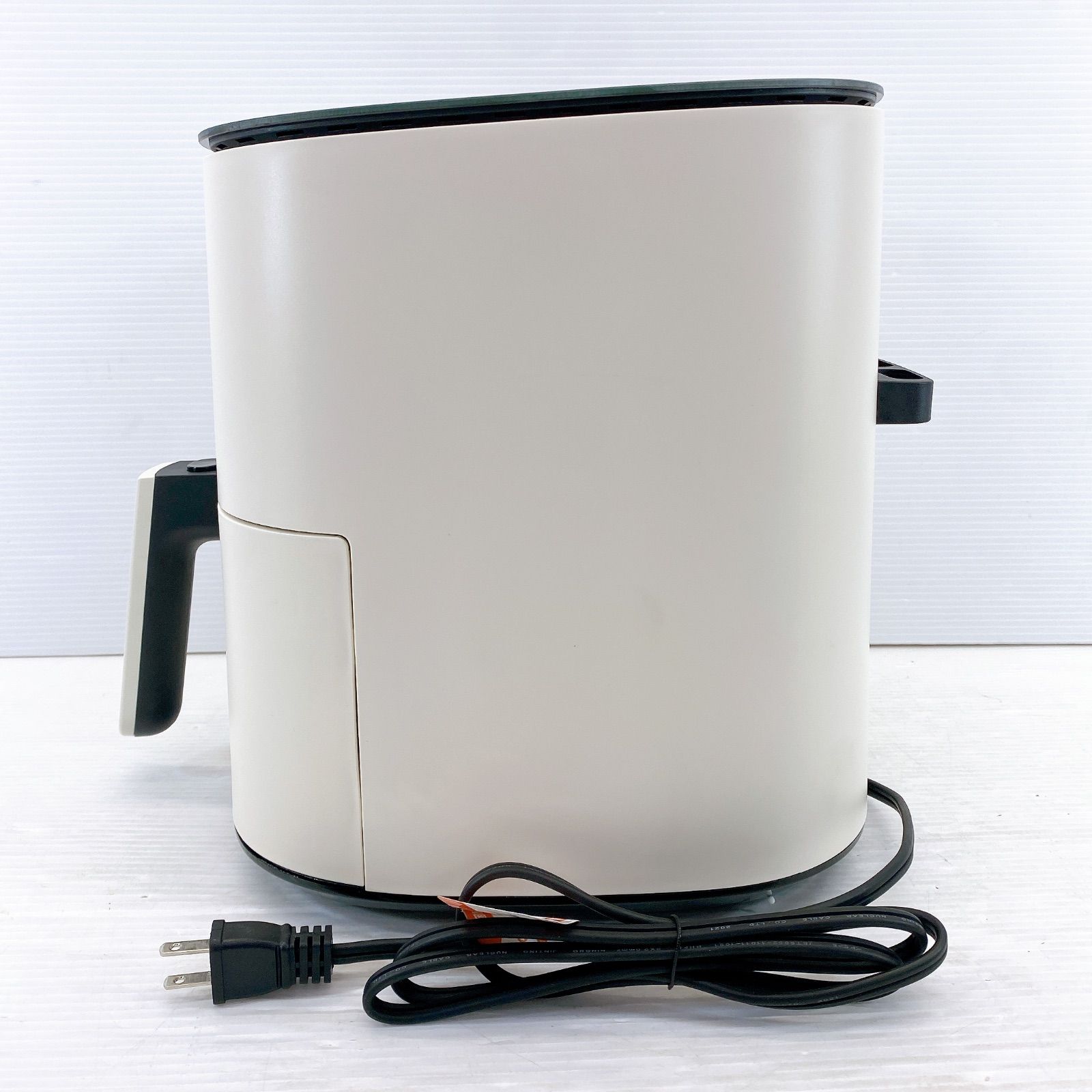 【一度のみ使用】COSORI エアフライヤー ホワイト　CAF-L501-WJP Amazon.co.jp: COSORI CAF-L501-WJP Non-Fryer, 1.1 gal (4.7 L