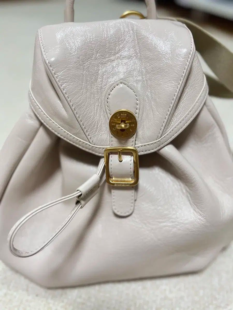 モン ド モンド マロンバッグ リュック リュックサック クリーム