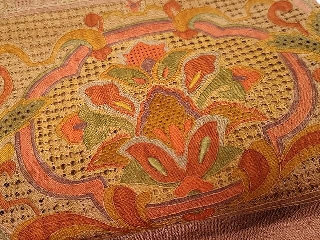 平和屋着物○中国三大刺繍 スワトウ刺繍 太鼓柄袋帯 紬地 横段更紗花文