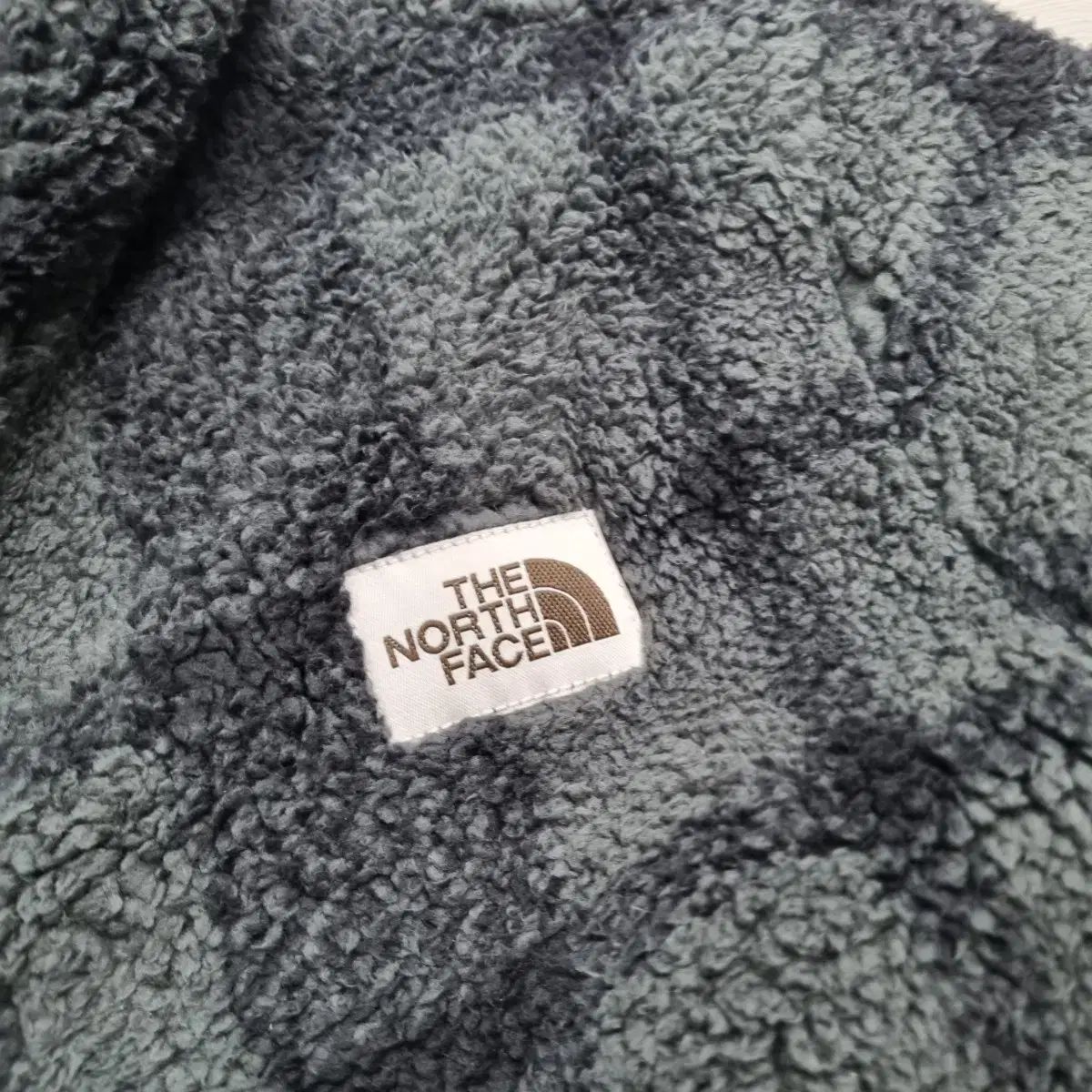 フリース フード付きTシャツ