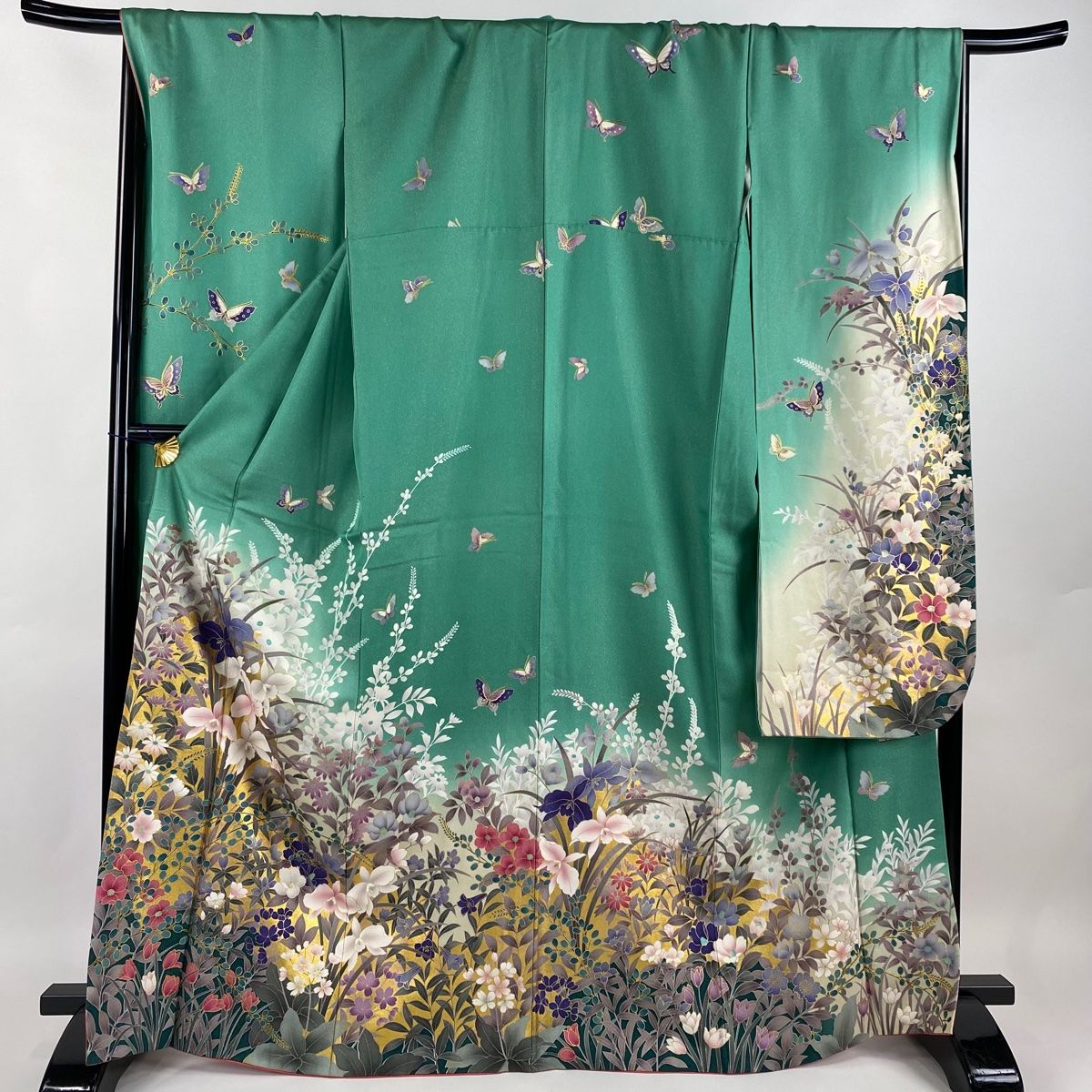 振袖 身丈168cm 裄丈70cm L 袷 草花 蝶 金彩 銀通し 緑 正絹 美品 名品 【中古】 - メルカリ