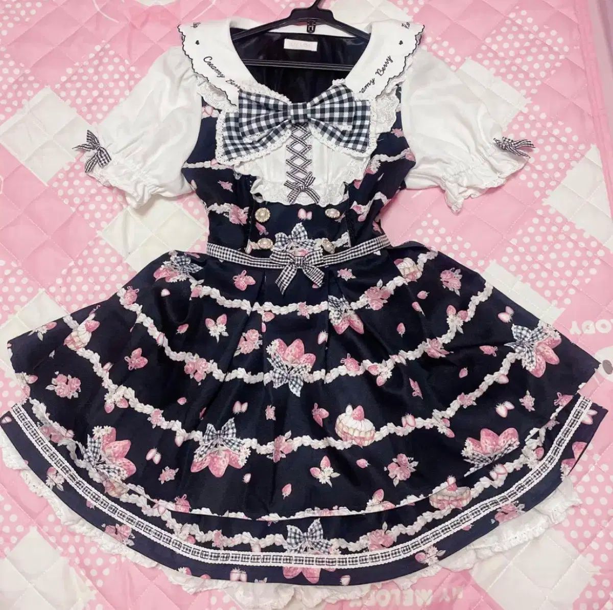 リズリサ Creamy Berry セットアップ マズロジータ シークレットハニー ブラウス スカート