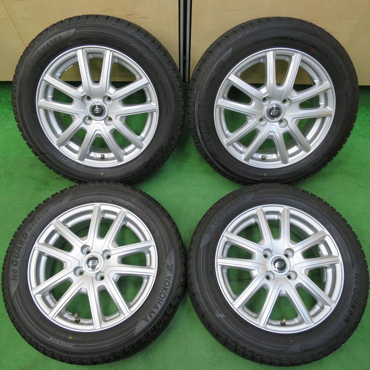 美品 ストレンジャー ホイール スタッドレスタイヤ ヨコハマ 215/45R17 送料無料] バリ溝！キレイ！8.5分☆スタッドレス 225&frasl;65R17 ヨコハマ