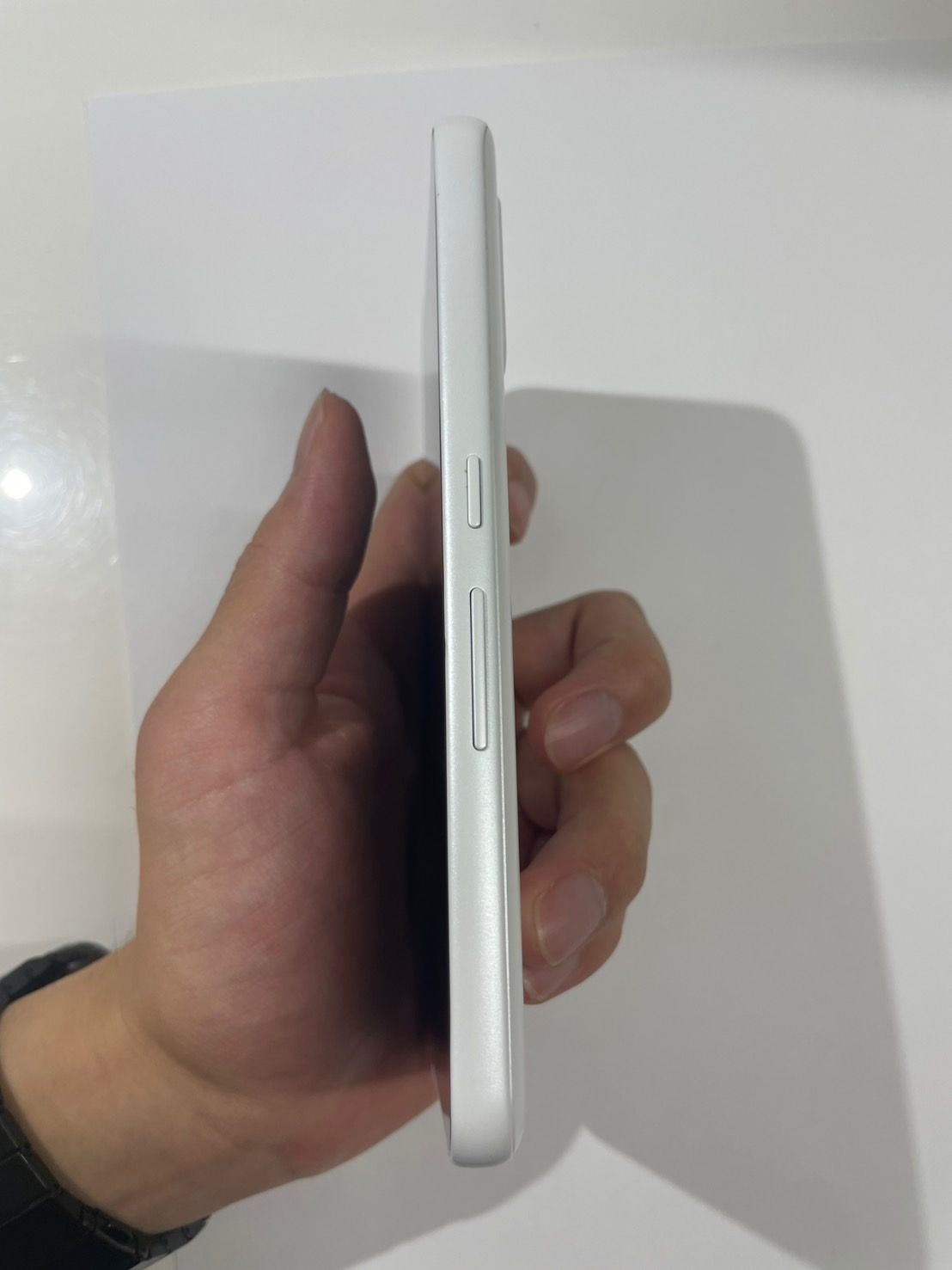 【未使用】docomo arrows We F-51B ホワイト arrows We F-51B（未使用品）が税込17,800円に – そうすけブログ.com