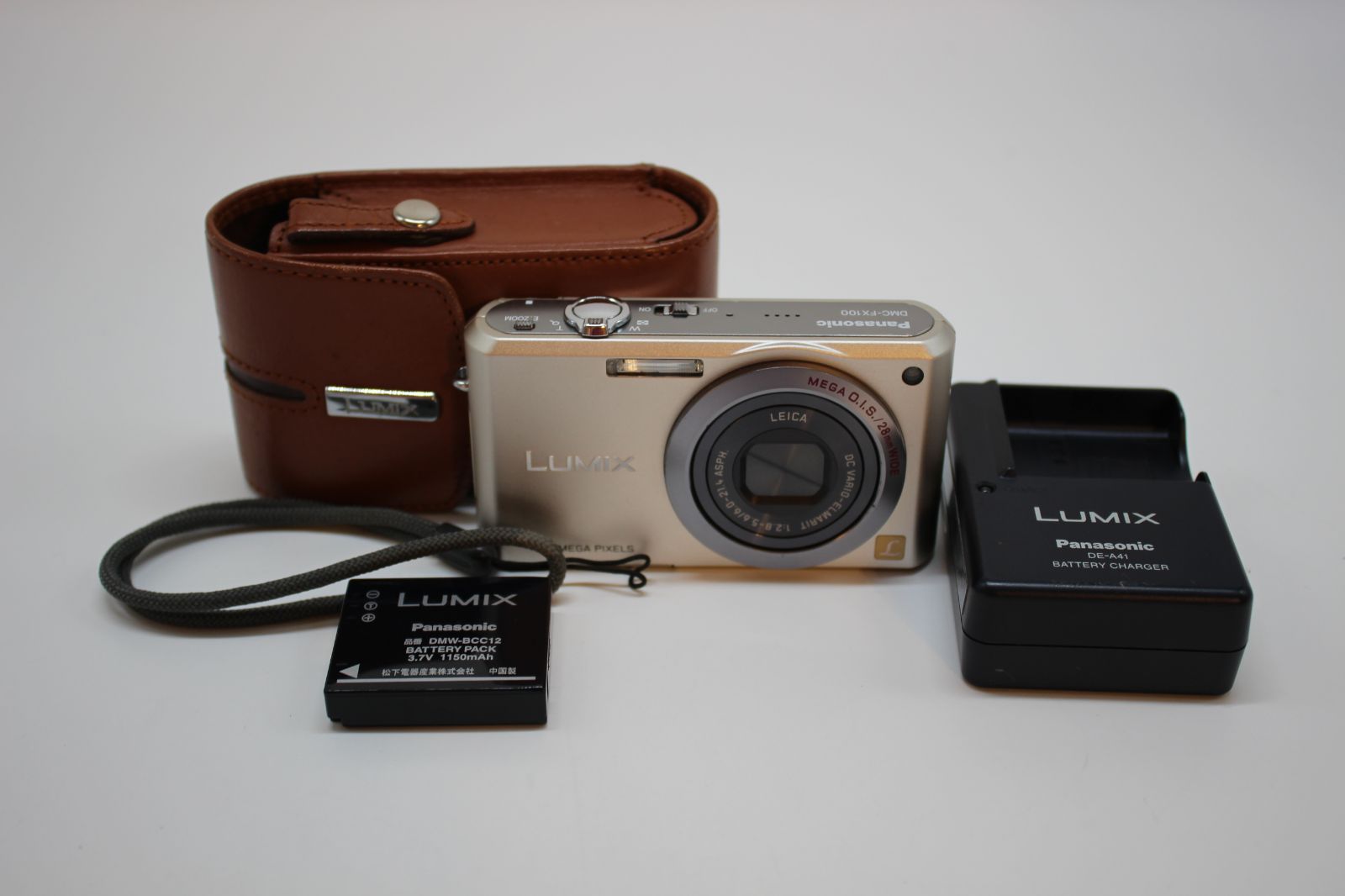 Panasonic DMC-FX100-N コンパクトデジタルカメラ ゴールド Amazon | パナソニック デジタルカメラ LUMIX (ルミックス) FX100