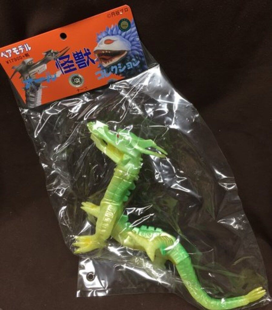 ベアモデル オール怪獣コレクション シマックス ナース ラメ 蓄光Ver