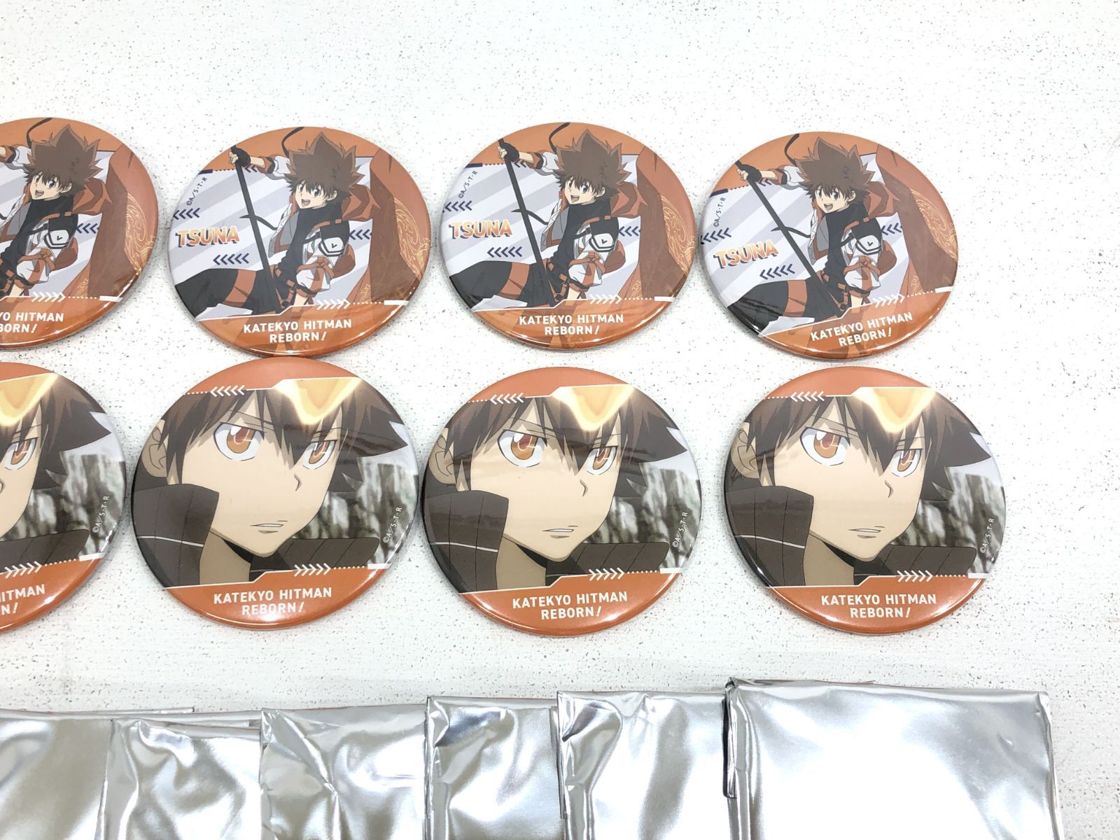 【家庭教師ヒットマンREBORN!】沢田綱吉 50周年 スクエア缶バッジ 小牧店】家庭教師ヒットマンREBORN! 沢田綱吉 缶バッジ 10点以上